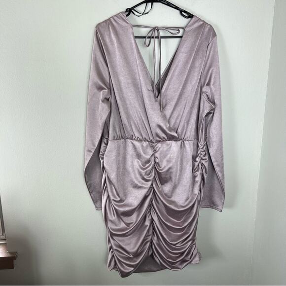 Forever 21 Plus Size Metallic Ruched Mini Dress Lilac Lavender Shiny - Picture 8 of 9